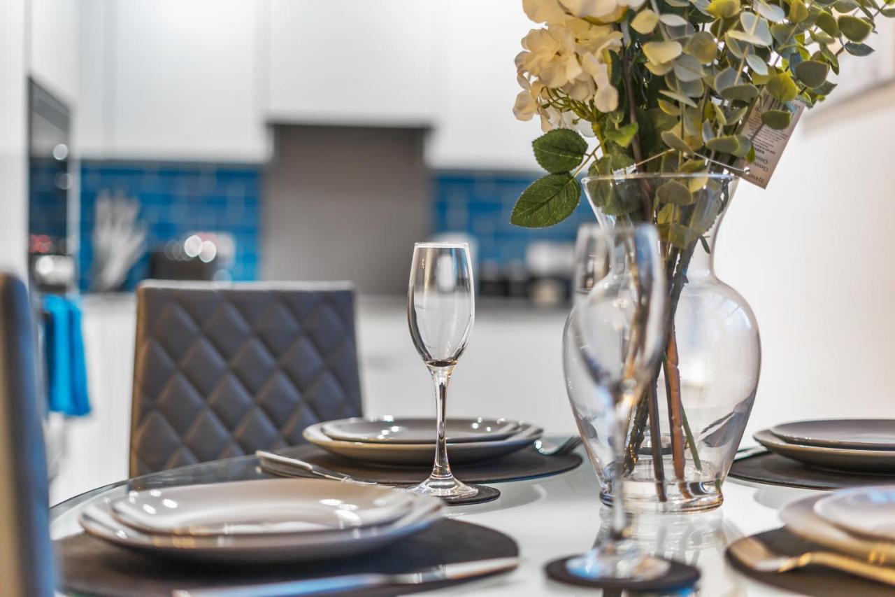 Modern, City Centre -2 Bedroom Apartments Reading Exterior foto